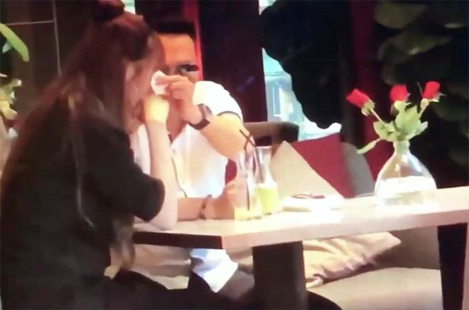 Việt Anh vừa lên tiếng giải thích, Quế Vân ẩn ý: Sống mà diễn hoài có mệt không?