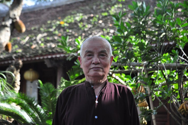 Lá bùa hình người và chuyện hãi hùng trong ngôi chùa nhốt vong