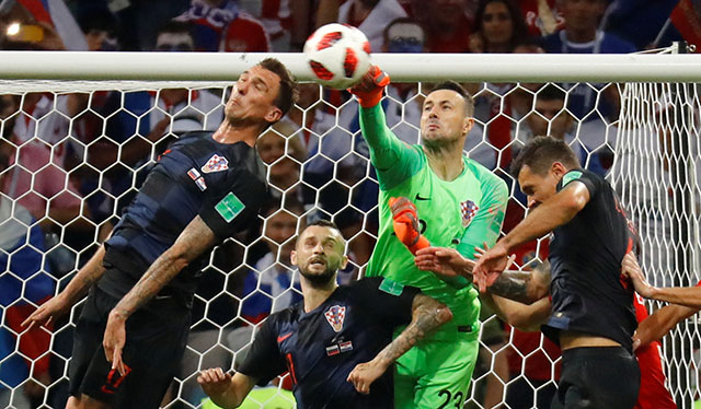 Tuyến giữa Croatia làm đau đầu Southgate