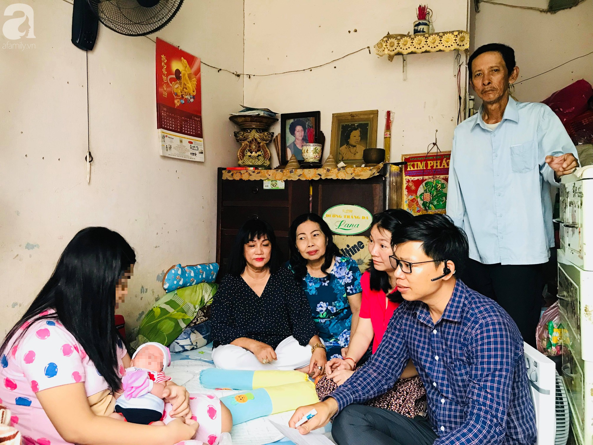 Vụ bé gái 14 tuổi bị mẹ bỏ, một mình chăm con trai nửa tháng tuổi: Kẻ xâm hại bé vừa lấy vợ, đang bị công an truy nã