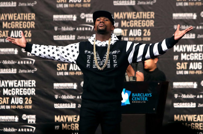 Đây mới là dân chơi: Hội con nhà giàu hít không nổi khói Mayweather Đây mới là dân chơi: Hội con nhà giàu hít không nổi khói Mayweather