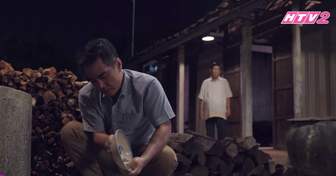 Gạo Nếp Gạo Tẻ tập 29: Công tuyên bố bỏ gia đình để sống kiếp trai bao, Hân có ý định ngoại tình Gạo Nếp Gạo Tẻ tập 29: Công tuyên bố bỏ gia đình để sống kiếp trai bao, Hân có ý định ngoại tình