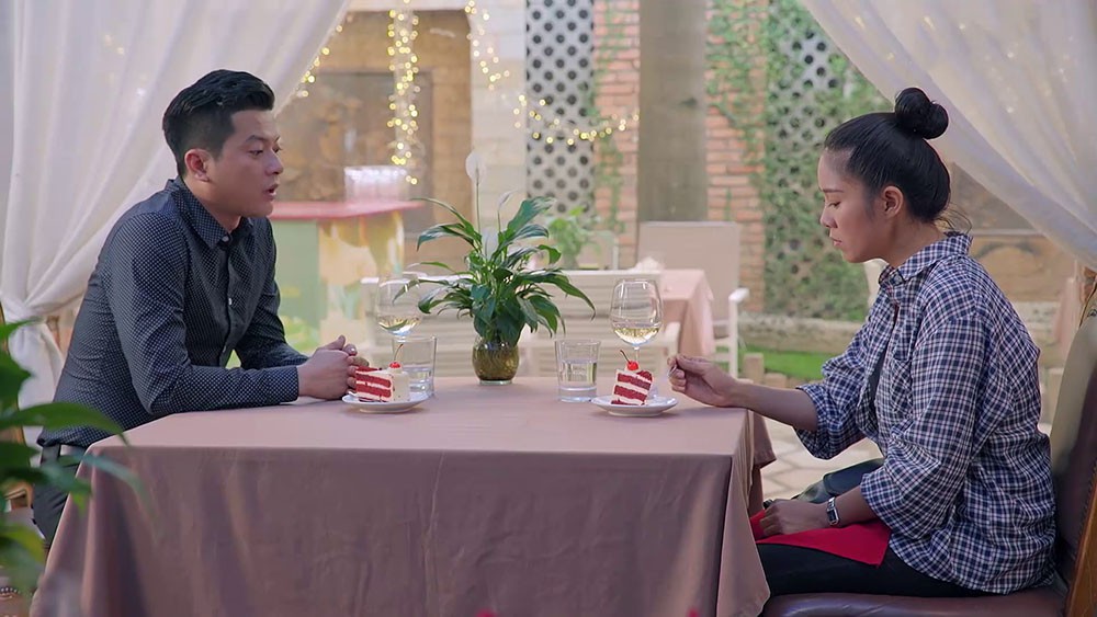 Gạo Nếp Gạo Tẻ tập 29: Công tuyên bố bỏ gia đình để sống kiếp trai bao, Hân có ý định ngoại tình Gạo Nếp Gạo Tẻ tập 29: Công tuyên bố bỏ gia đình để sống kiếp trai bao, Hân có ý định ngoại tình
