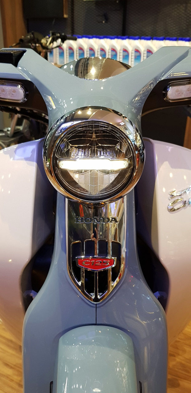 Honda Super Cub C125 2018 đầu tiên về Việt Nam Honda Super Cub C125 2018 đầu tiên về Việt Nam