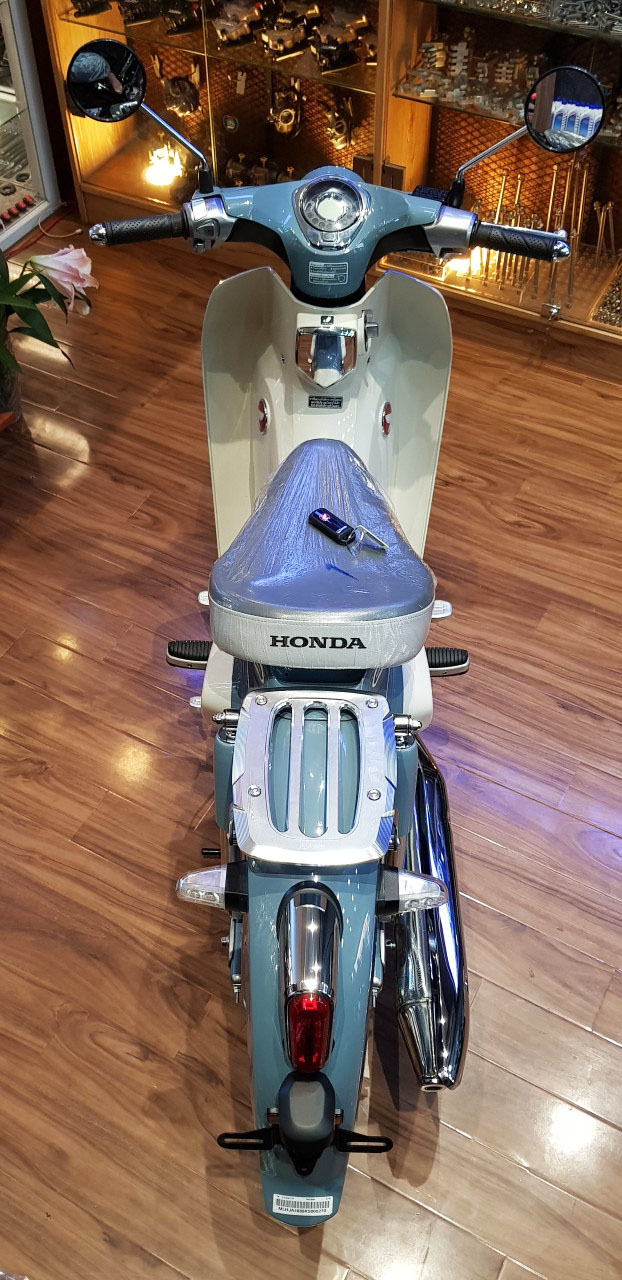 Honda Super Cub C125 2018 đầu tiên về Việt Nam Honda Super Cub C125 2018 đầu tiên về Việt Nam