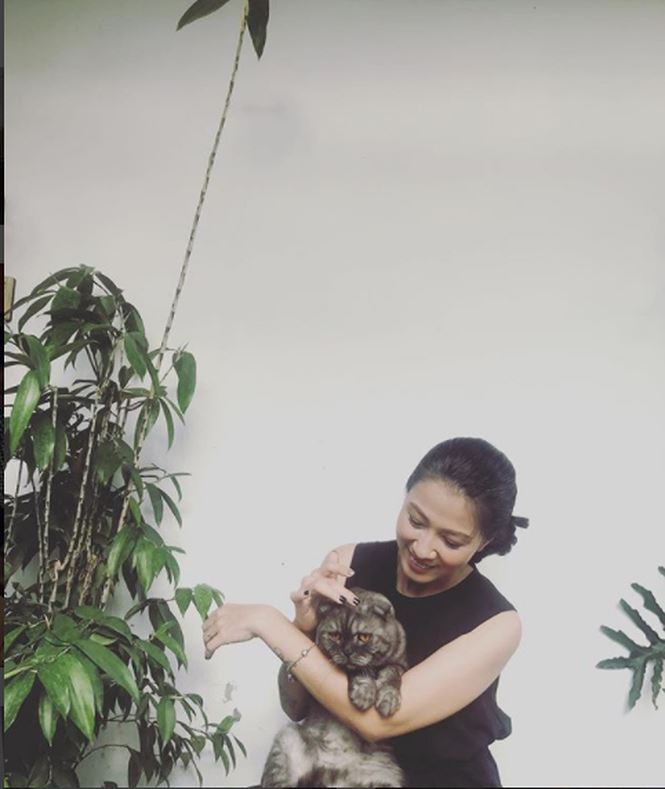 Vợ chia sẻ hình ảnh đầu tiên của Phạm Anh Khoa sau scandal Vợ chia sẻ hình ảnh đầu tiên của Phạm Anh Khoa sau scandal