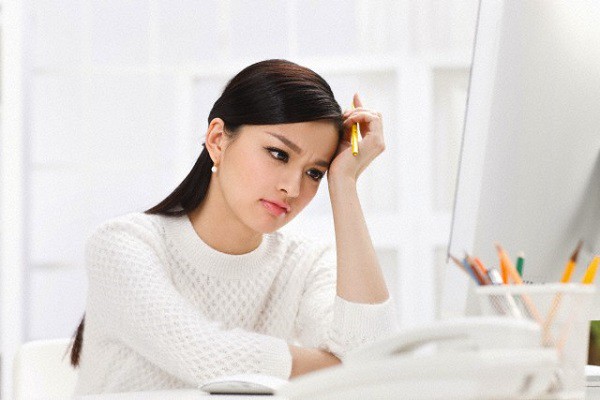 Nhờ chồng đi ăn cùng sếp để tháo gỡ khúc mắc, tôi không ngờ mình lại tự đưa đầu vào tròng khiến công việc hỏng bét hơn Nhờ chồng đi ăn cùng sếp để tháo gỡ khúc mắc, tôi không ngờ mình lại tự đưa đầu vào tròng khiến công việc hỏng bét hơn
