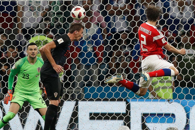 Mandzukic: Hình xăm... sai chính tả trên lưng và chất chiến binh trong từng bước chạy