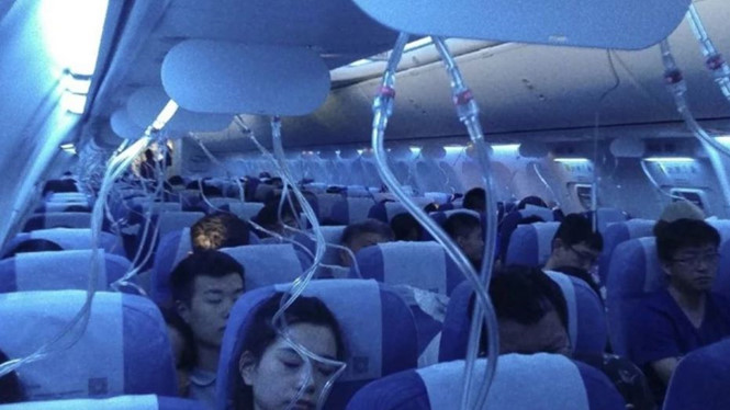 Nghi vấn phi công Air China hút thuốc lá, làm máy bay mất độ cao