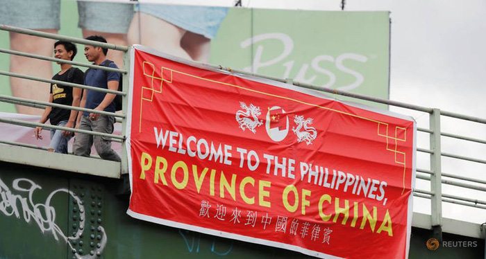 Dân Philippines giận đùng đùng vì các băng rôn Philippines là tỉnh của Trung Quốc Dân Philippines giận đùng đùng vì các băng rôn Philippines là tỉnh của Trung Quốc