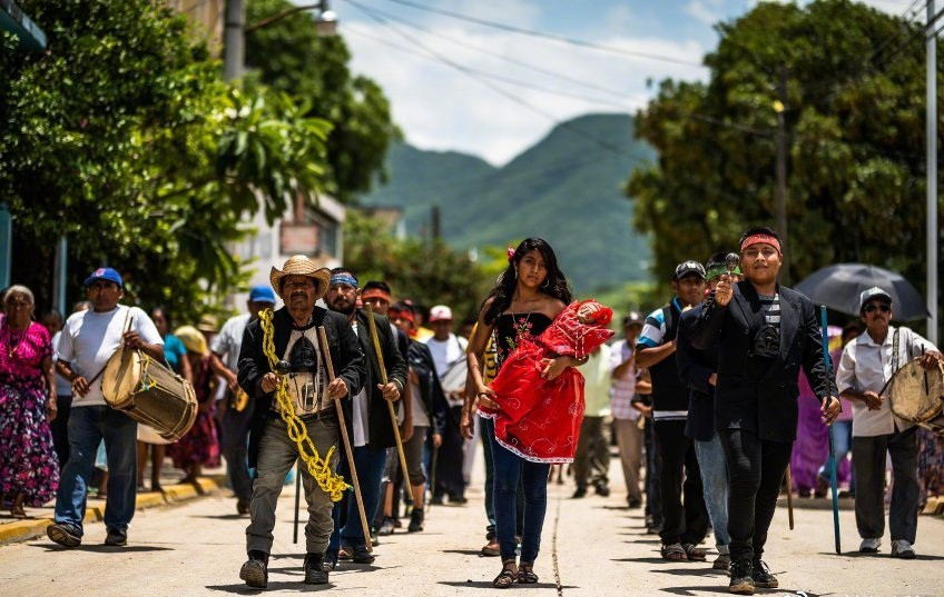 Kỳ quặc đám cưới của Thị trưởng Mexico và cá sấu Kỳ quặc đám cưới của Thị trưởng Mexico và cá sấu