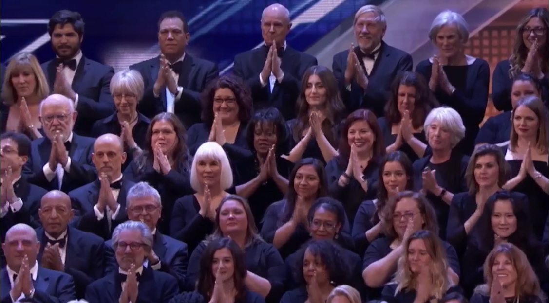Americas Got Talent 2018: Đội thi đông thí sinh nhất làm mưa bão ngay trong trường quay Americas Got Talent 2018: Đội thi đông thí sinh nhất làm mưa bão ngay trong trường quay