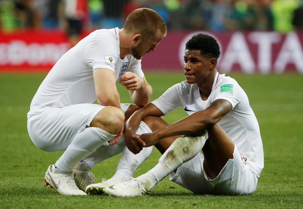 Nước mắt Luzhniki: ‘Chúng tôi đang thấm nỗi đau thất bại’