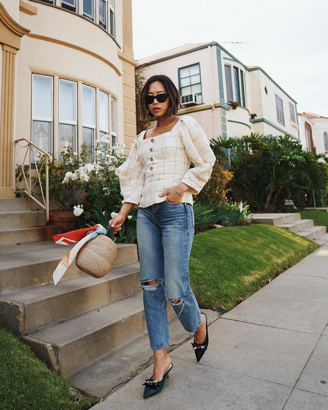 Jeans nào Giày nấy: 4 cách kết hợp siêu đẹp từ các fashion blogger bạn nên học tập ngay Jeans nào Giày nấy: 4 cách kết hợp siêu đẹp từ các fashion blogger bạn nên học tập ngay