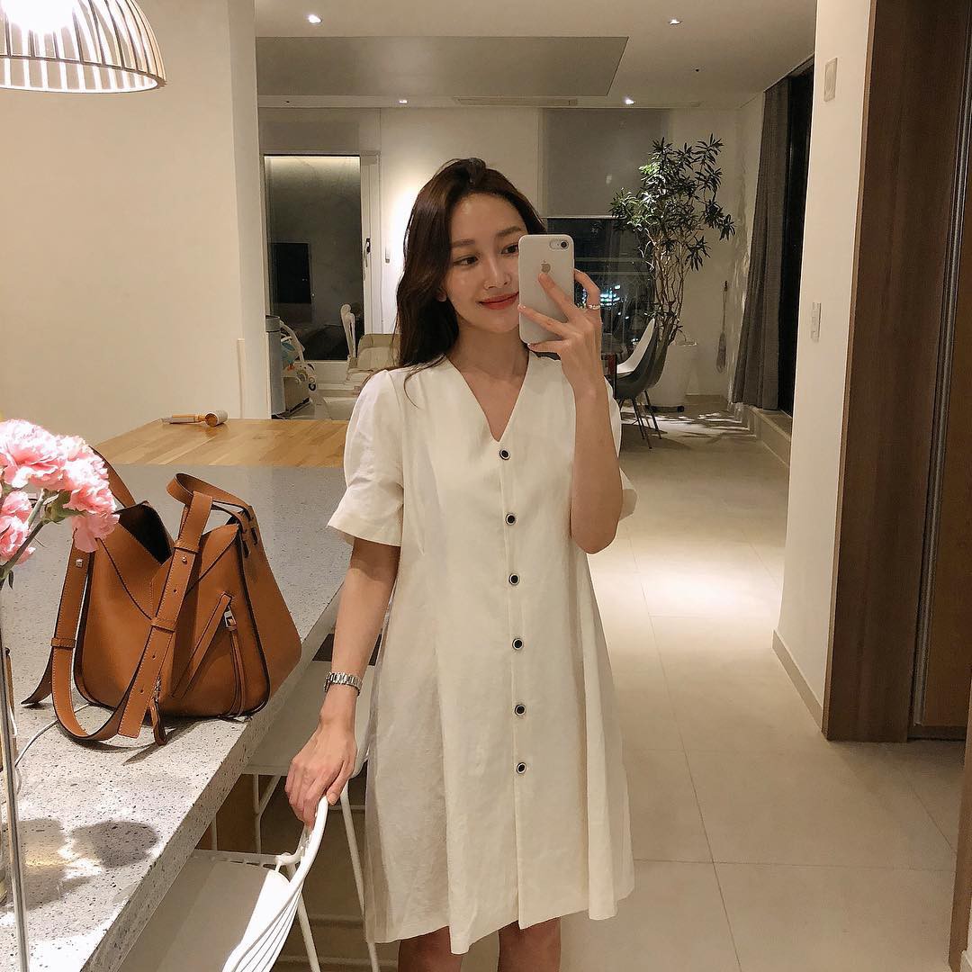 Hè này, có quá nhiều kiểu váy xinh ngây ngất mà bạn sẽ muốn diện bằng hết thì thôi! Hè này, có quá nhiều kiểu váy xinh ngây ngất mà bạn sẽ muốn diện bằng hết thì thôi!