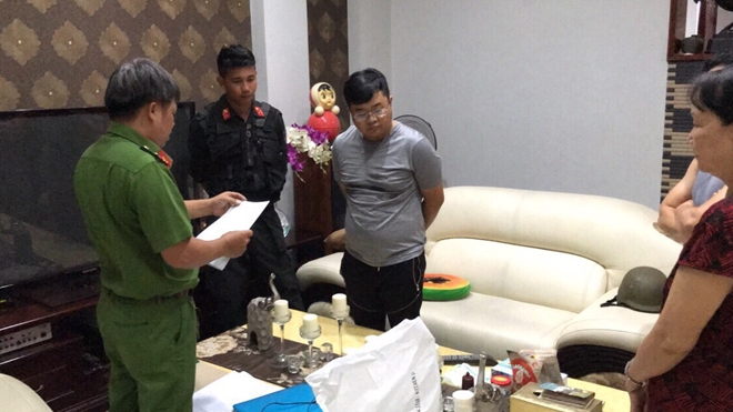 Cầm đầu đường dây cá độ bóng đá hàng trăm tỷ đồng vì thú chơi siêu xe