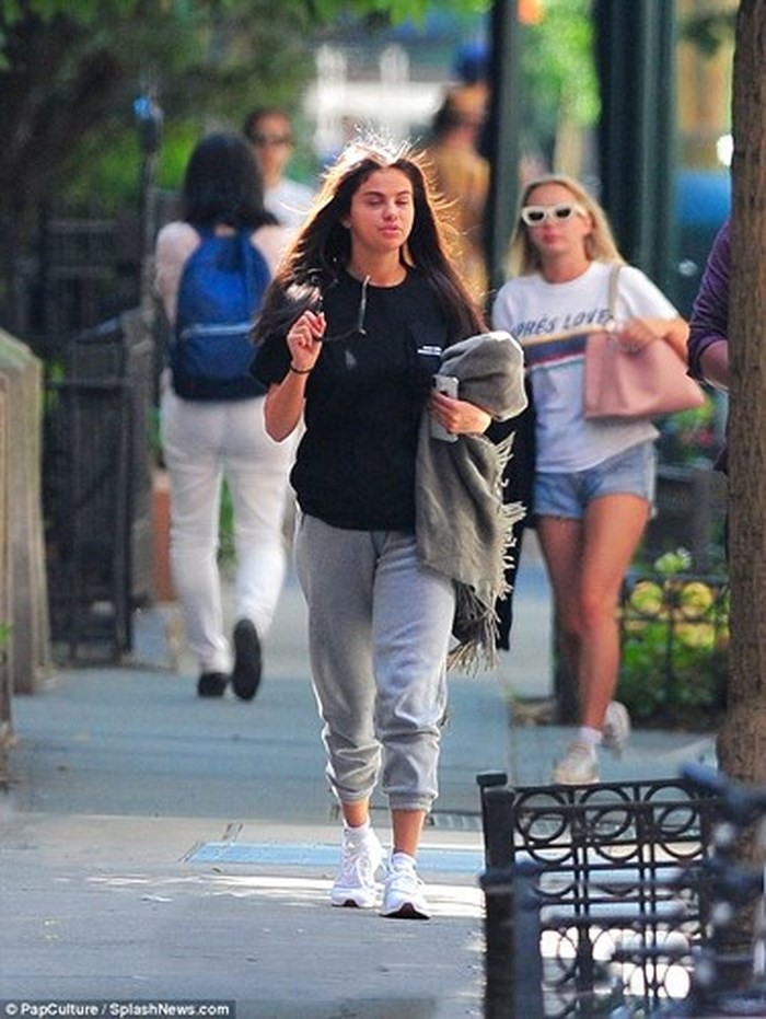 Không thể tin đây là bộ dạng của Selena sau tin Justin đính hôn với Hailey Baldwin Không thể tin đây là bộ dạng của Selena sau tin Justin đính hôn với Hailey Baldwin