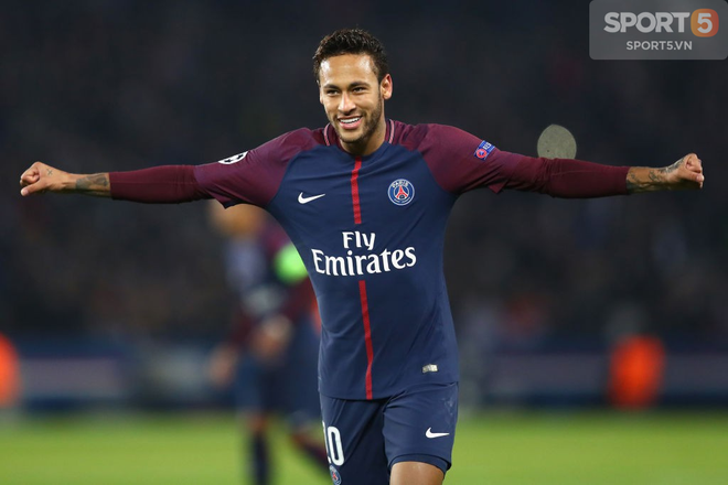 Sợ hiệu ứng Ronaldo, PSG cuống cuồng tăng lương cực khủng giữ chân Neymar