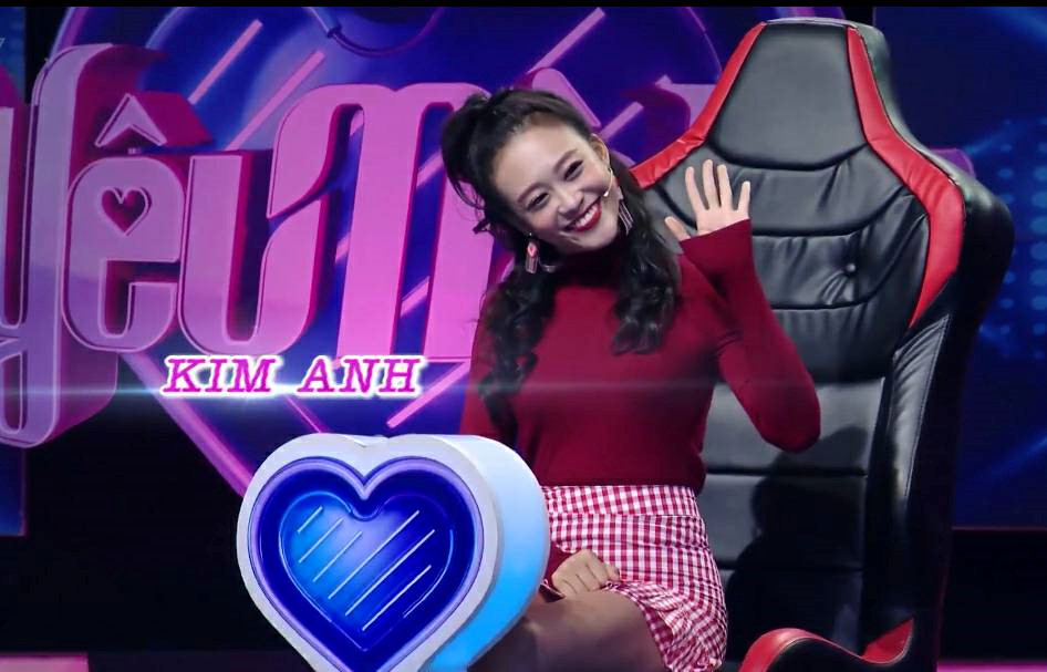 Vũ công Kim Anh: Tôi không lợi dụng PewPew để nổi tiếng