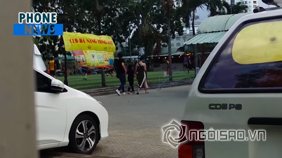 Vừa tuyên bố ly hôn, Tim và Trương Quỳnh Anh vẫn tình tứ dẫn con trai đi chơi