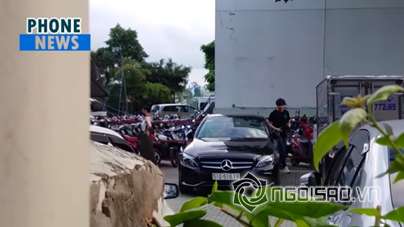 Vừa tuyên bố ly hôn, Tim và Trương Quỳnh Anh vẫn tình tứ dẫn con trai đi chơi Vừa tuyên bố ly hôn, Tim và Trương Quỳnh Anh vẫn tình tứ dẫn con trai đi chơi