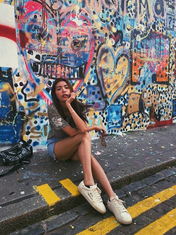 Hà Tăng, Elly Trần đánh chiếm street style tuần này với màn khoe chân dài, eo thon cực đỉnh