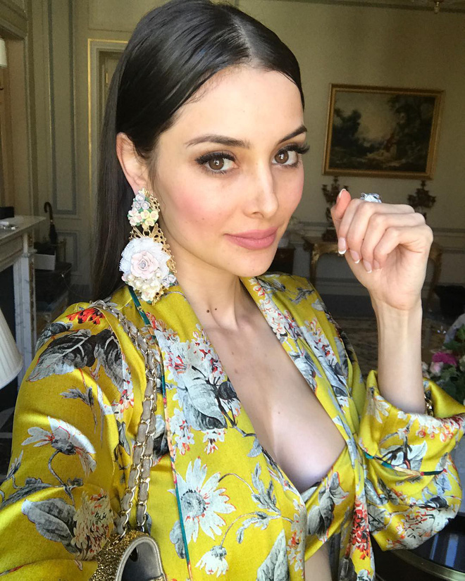 Sau 10 năm làm vợ của tỷ phú xấu xí, giàu khét tiếng Hong Kong, nàng siêu mẫu vẫn sống như bà hoàng trong nhung lụa