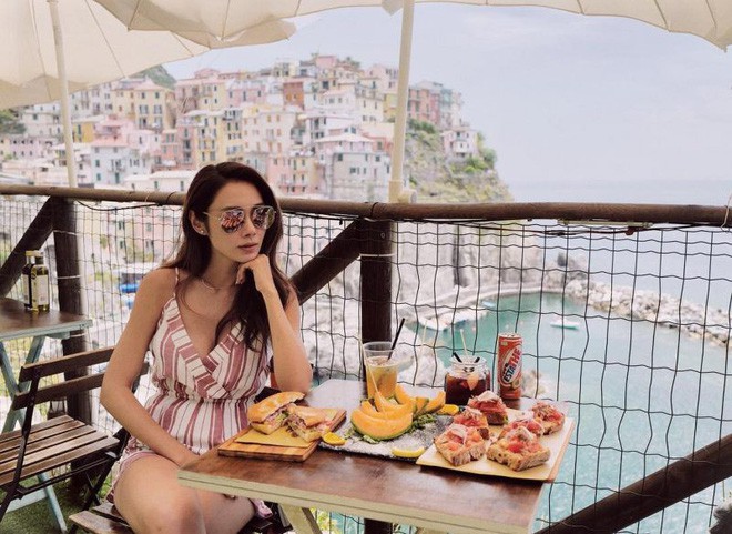Hot Instagram Hong Kong xóa vội 95 bài đăng sau khi bị phát hiện dùng ảnh trên Google Hot Instagram Hong Kong xóa vội 95 bài đăng sau khi bị phát hiện dùng ảnh trên Google