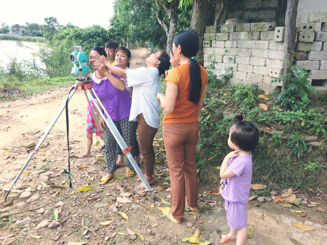 Khi bạn làm nghề trắc địa nhưng người khác cứ tưởng bạn là photographer và đến xin 1 kiểu ảnh