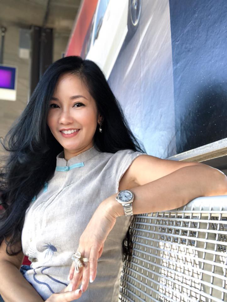 Hồng Nhung khoe ảnh bình yên, vui vẻ cùng hai con sau khi ly hôn Hồng Nhung khoe ảnh bình yên, vui vẻ cùng hai con sau khi ly hôn