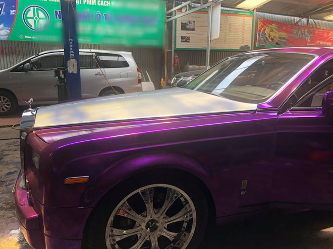 Xuất hiện chiếc Rolls-Royce màu tím thủy chung độc đáo trên phố Hà Nội