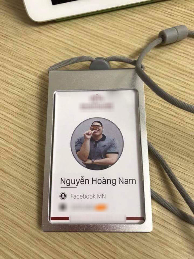 Khi bạn đi làm mà gặp sếp lầy lội thì sẽ có những tấm thẻ nhân viên không đỡ nổi thế này đây!