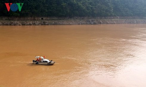 Lai Châu tìm thấy thi thể nạn nhân đầu tiên trong vụ lật thuyền