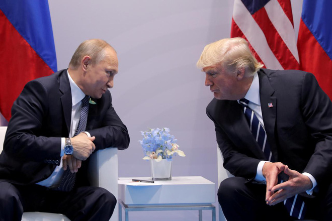 Cựu đại sứ Mỹ khuyên TT Trump: Không được khen ngợi ông Putin, không nhượng bộ về Crimea