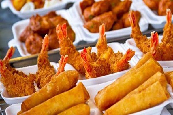 Bé trai 9 tuổi đã mọc râu: 5 thực phẩm cha mẹ hay cho trẻ ăn khiến dậy thì sớm Bé trai 9 tuổi đã mọc râu: 5 thực phẩm cha mẹ hay cho trẻ ăn khiến dậy thì sớm