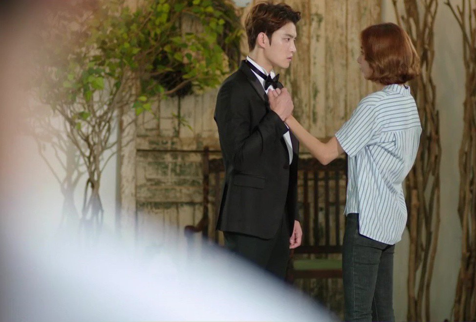 Chồng cả năm mới về muộn một hôm, vợ liền cho ngủ ngoài và cuộc hôn nhân bỗng chốc chệch đường ray