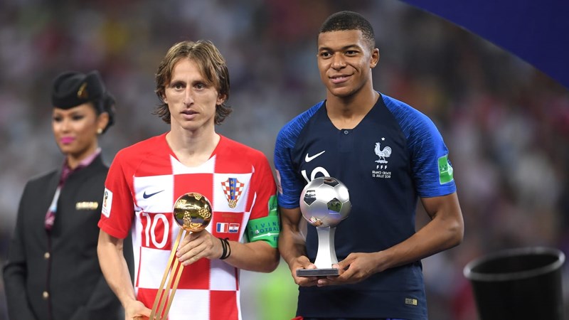 Luka Modric: Quả bóng vàng không làm tôi vơi buồn
