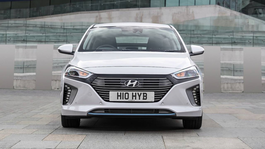 Muốn tiết kiệm nhiên liệu xe, hãy vận dụng những cách này