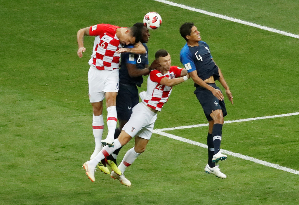 Tuyển Pháp vô địch: Tân vương thực dụng và tàn nhẫn