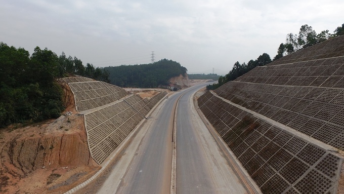 Những công trình giao thông nghìn tỷ sắp hoạt động ở Quảng Ninh