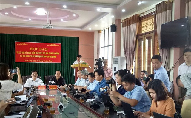 Điều tra từ Bộ Công an: Ông Lương chỉ mất 6 giây để sửa điểm thi cho một thí sinh