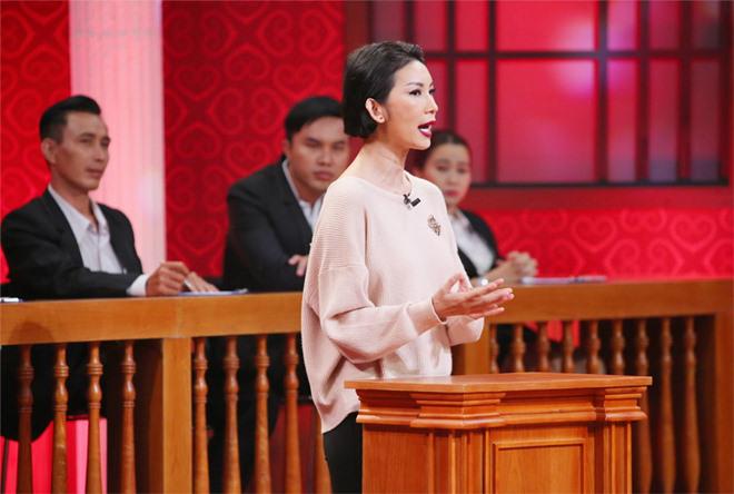 Xuân Lan bất ngờ ra tòa làm chứng cho vụ tố nhau của đôi bạn thân làng mẫu Xuân Lan bất ngờ ra tòa làm chứng cho vụ tố nhau của đôi bạn thân làng mẫu
