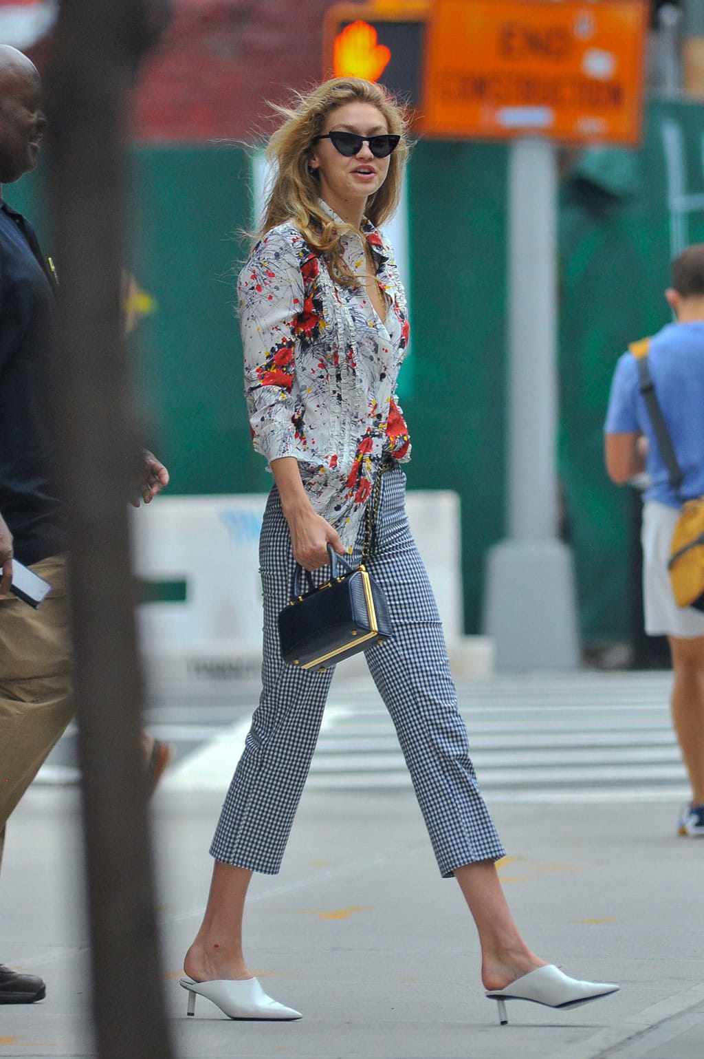 Đôi giày chị em công sở nhất định phải sắm vì vừa sang lại còn thoải mái vô cùng