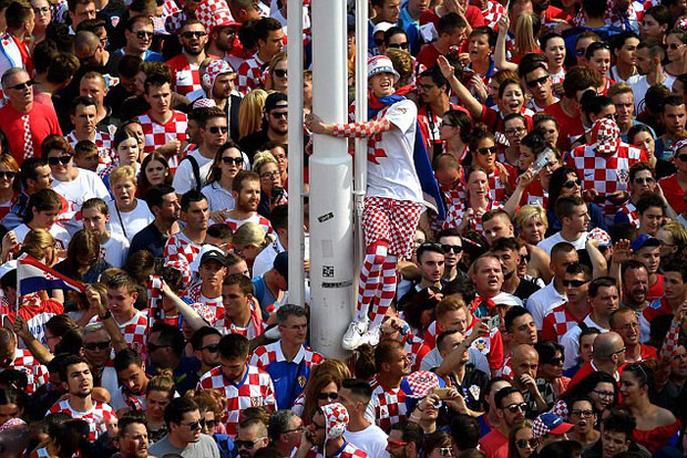 Biển người chào đón Modric và đội tuyển Croatia sau hành trình kỳ diệu ở World Cup 2018