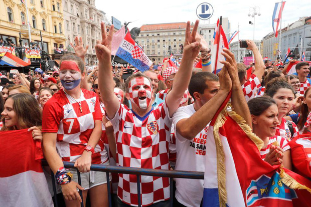Biển người chào đón Modric và đội tuyển Croatia sau hành trình kỳ diệu ở World Cup 2018