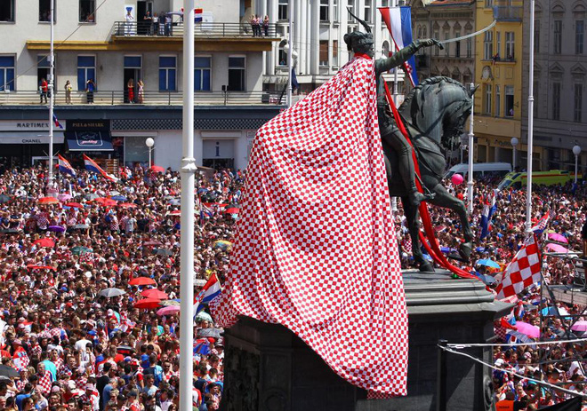 Biển người chào đón Modric và đội tuyển Croatia sau hành trình kỳ diệu ở World Cup 2018 Biển người chào đón Modric và đội tuyển Croatia sau hành trình kỳ diệu ở World Cup 2018