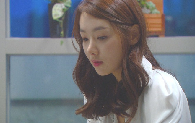 Yên tâm vì chồng về nhà đúng giờ mỗi ngày, tôi nào ngờ lại bị chồng ngoại tình ngay trước mắt mà chẳng hề hay biết