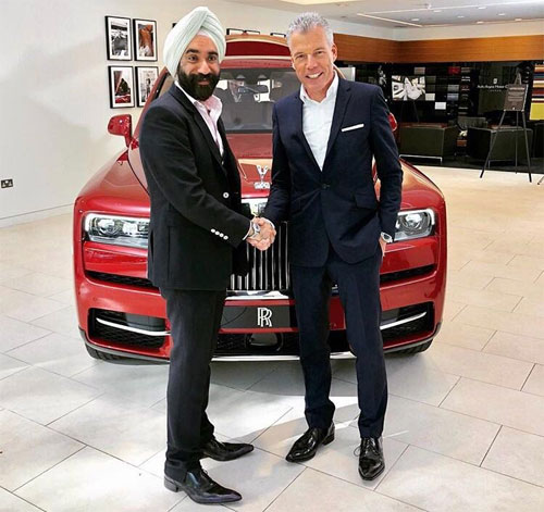 Tỷ phú tậu 7 chiếc Rolls-Royce để đi mỗi ngày trong tuần