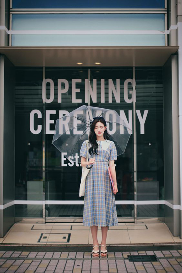 Chọn váy ca rô hợp xu hướng như sao Việt