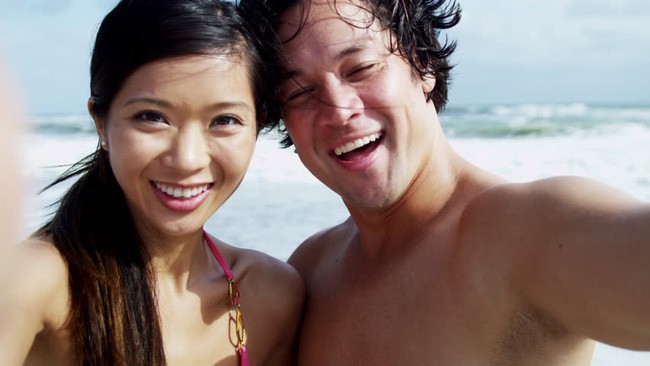 Bạn gái mắc bệnh nhạy cảm khiến tôi xấu hổ với bạn bè và không còn cảm giác mỗi khi ở bên